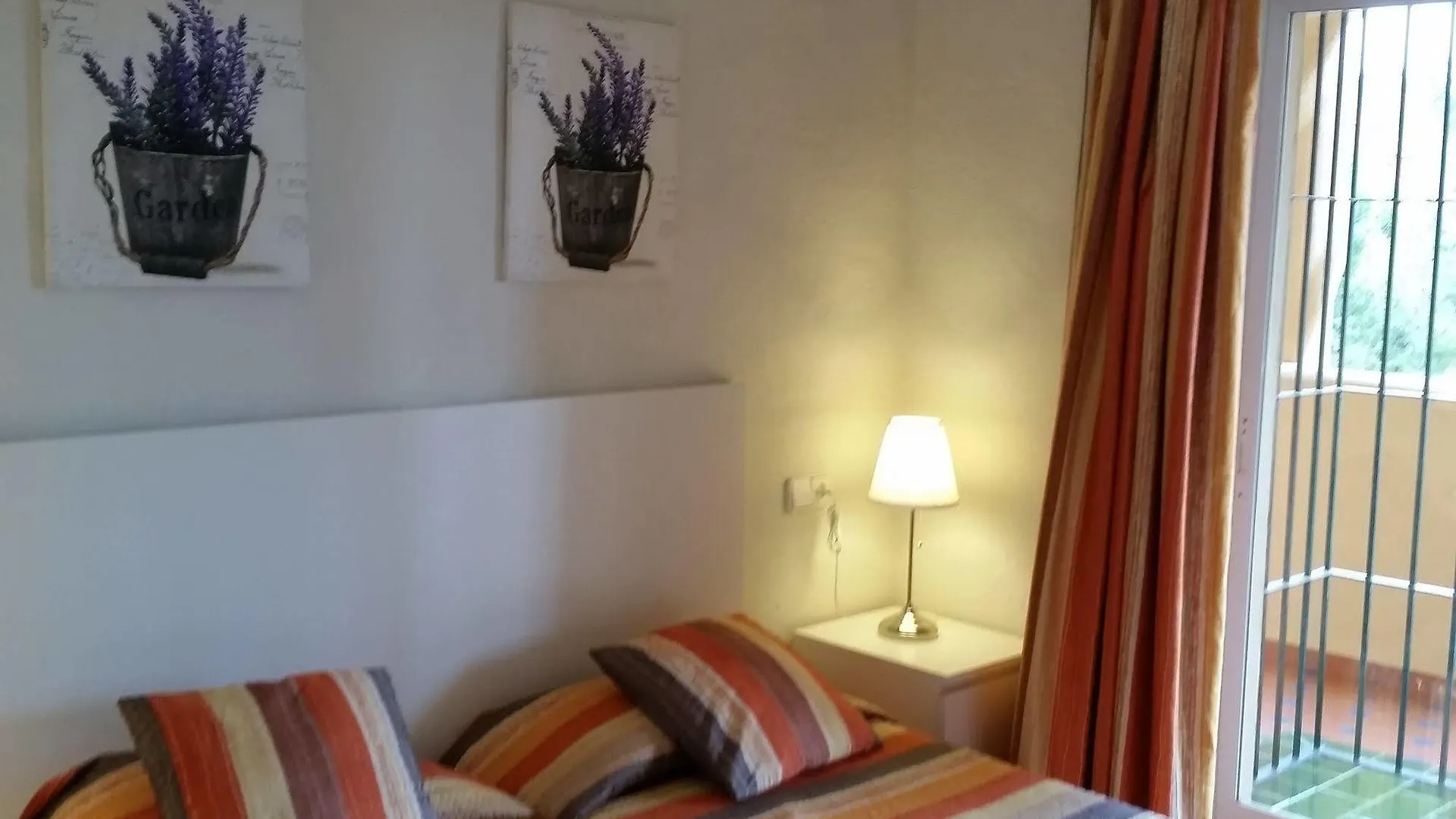Apartment Apartamentos El Porton La Cala De Mijas